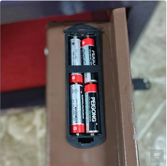 heavy-duty digital fireproof safe box, digital fireproof safe, fireproof safe box, heavy-duty safe box, electronic safe box, digital security safe, fire-resistant safe, fireproof security box, electro