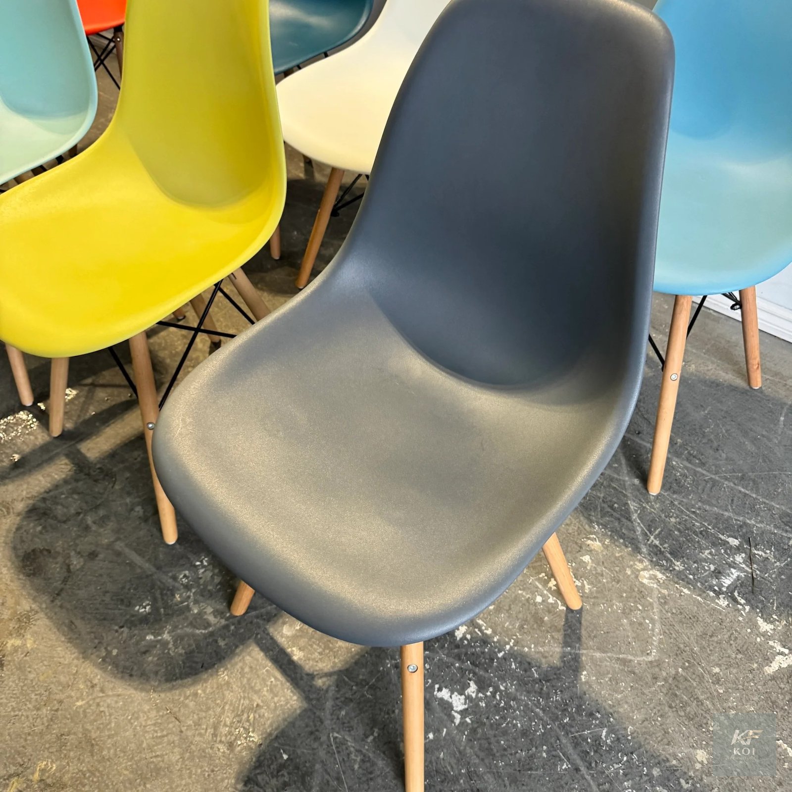 Eames-style modern dining chairs, Eames-style dining chair, modern dining chairs, Eames inspired chair, Eames inspired dining chair, contemporary dining chair, minimalist dining chair, modern kitchen