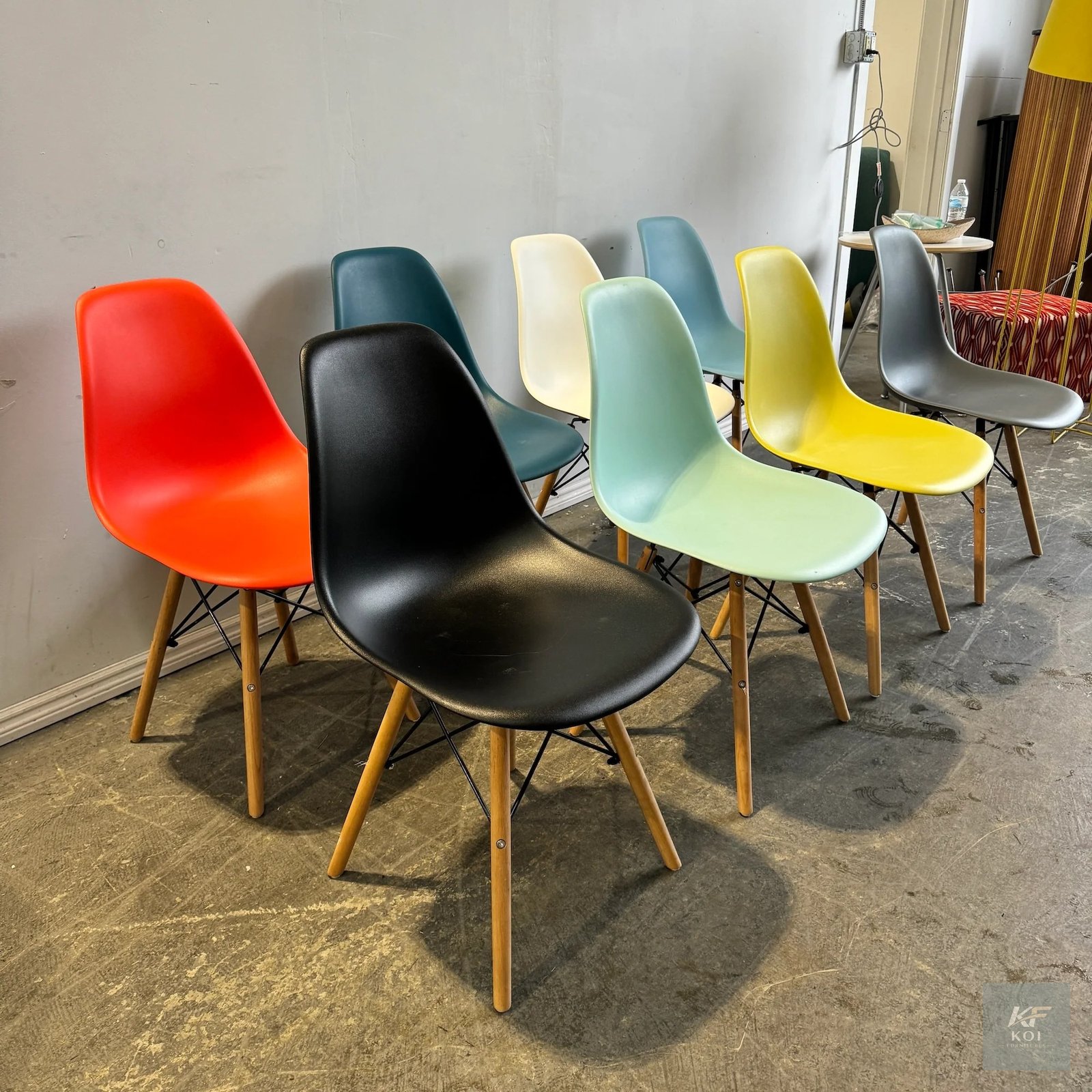 Eames-style modern dining chairs, Eames-style dining chair, modern dining chairs, Eames inspired chair, Eames inspired dining chair, contemporary dining chair, minimalist dining chair, modern kitchen