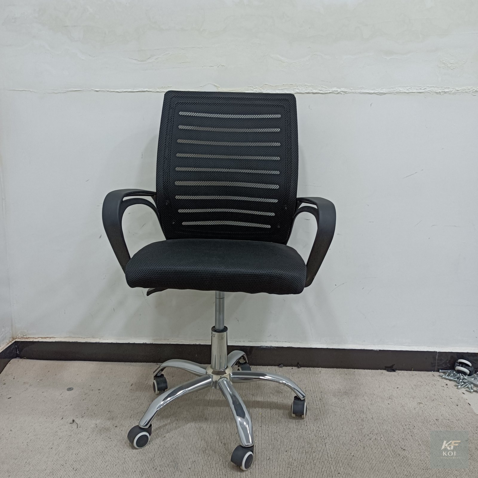 mid-back ergonomic mesh office chair, mid-back office chair, ergonomic mesh office chair, mid-back mesh chair, mesh office chair, ergonomic office chair, breathable mesh office chair, lumbar support o