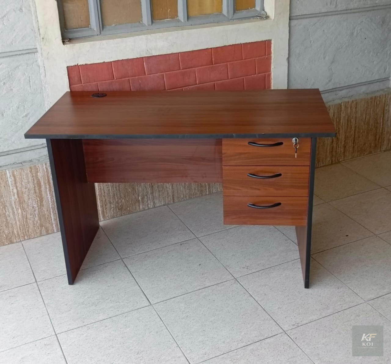 Office Desk 120mm With Drawers, office desk with drawers Kenya, 120cm office desk with drawers, 1.2M office desk Nairobi, modern office desk with storage, wooden office desk with drawers, office works